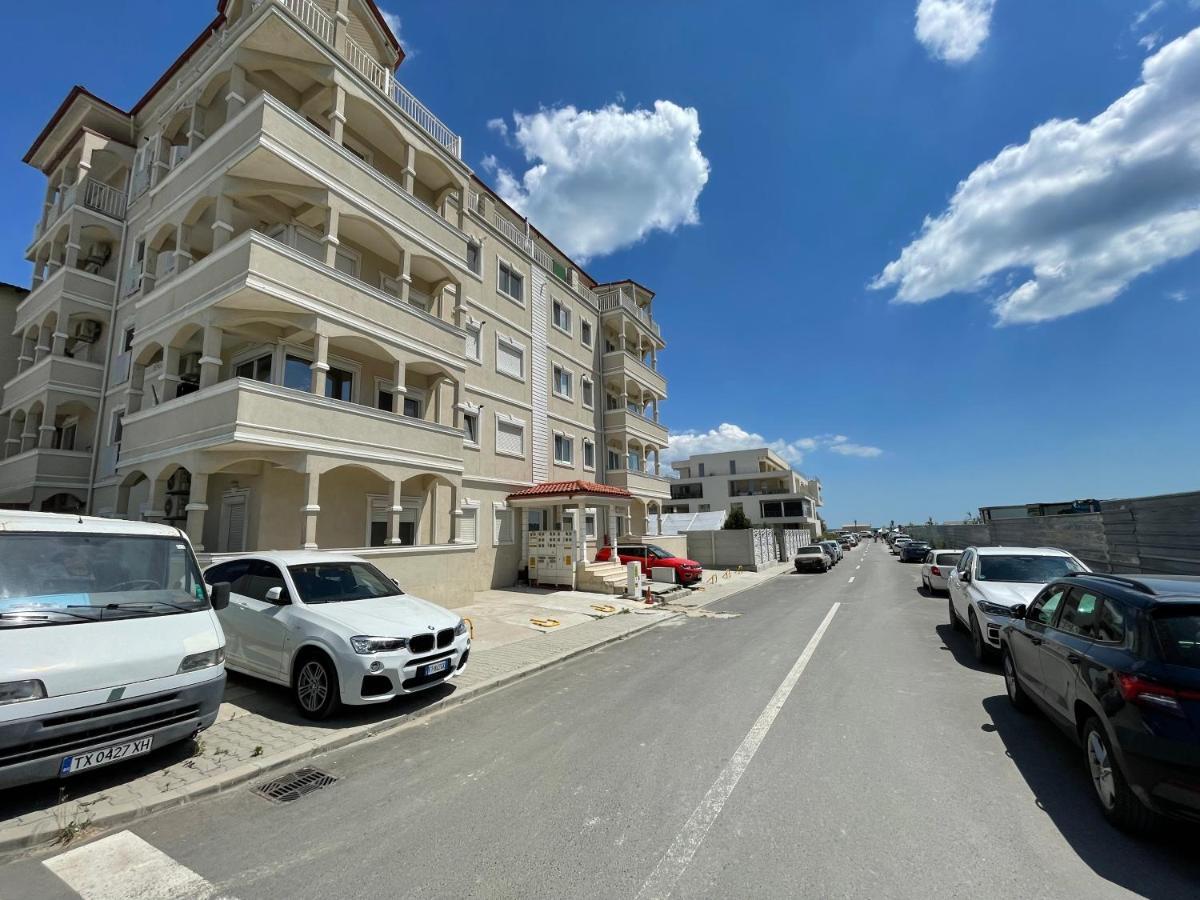 Ammi Residence - Mamaia Nord Нэводари Экстерьер фото